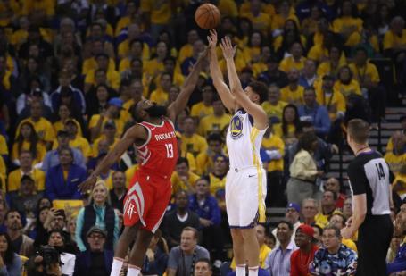  里昂主场被里尔逆转痛失好局