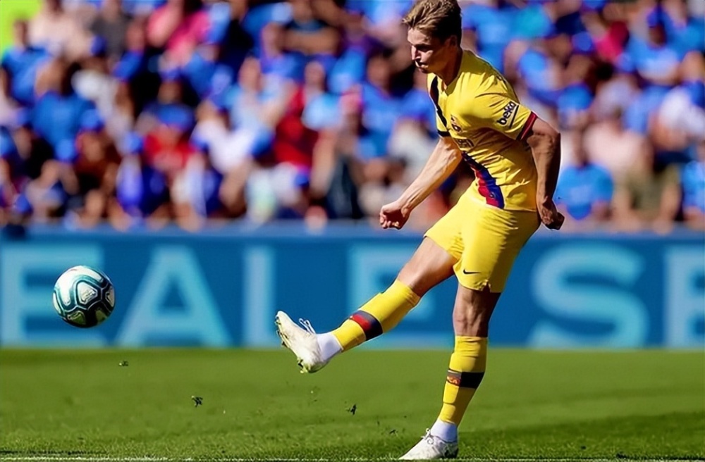  水晶宫大腿扎哈去留成谜,俱乐部启动续约谈判